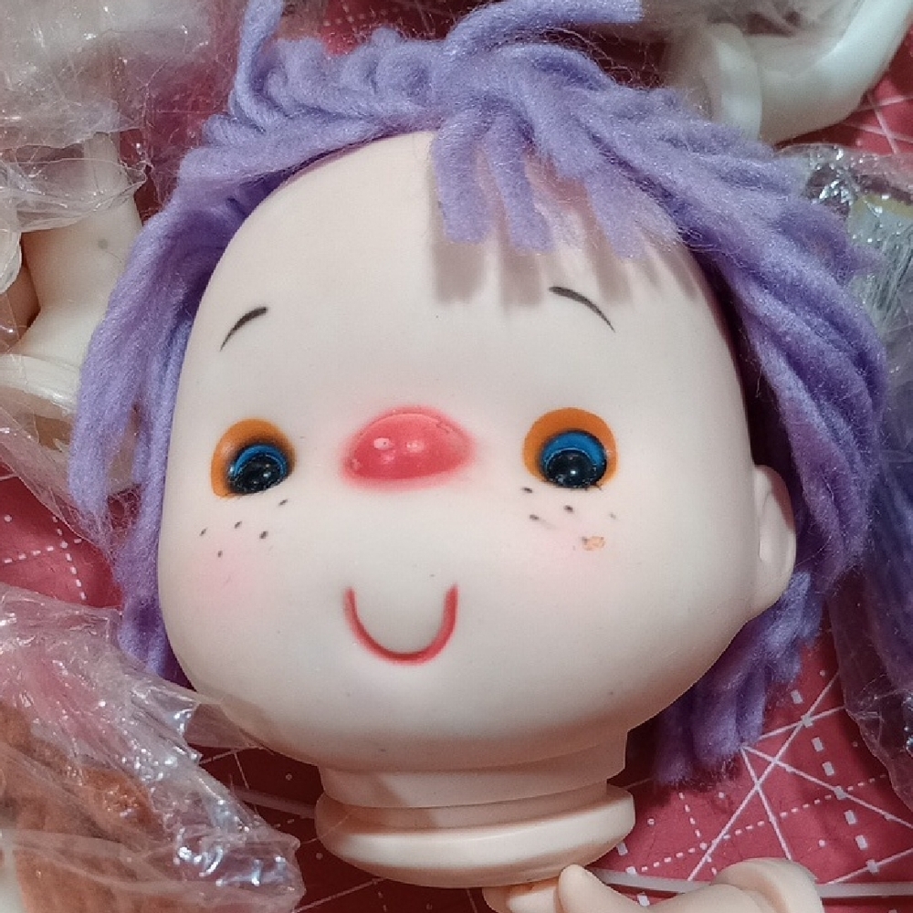 8 Colorful Doll Heads For Sewing - Picture 4 of 15
